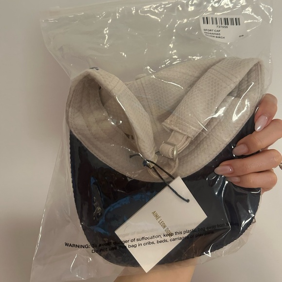 SOLD OUT - Aimé Leon Dore (ALD) Golf Hat - Picture 4 of 4